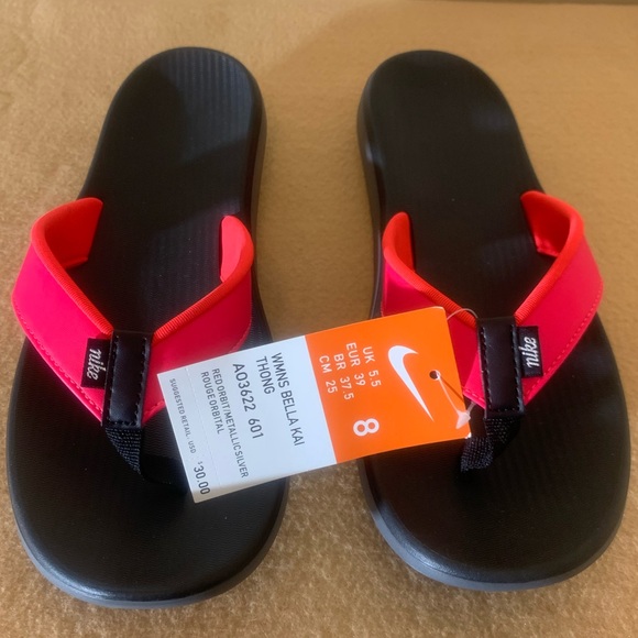 nike wmns bella kai thong